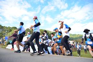 BIB: 8057, 8024
                            <button type="button" onclick="openModal(15925359)" class="btn btn-primary btn-sm float-right btn-popup" data-toggle="modal" data-target=".modal-high-quality">
                        <i class="fas fa-shopping-cart"></i> Add to Cart
                    </button>
                                            <button type="button" onclick="isThisMe(15925359, true)" class="btn btn-success btn-sm float-right btn-popup btn-isme hidden" data-toggle="tooltip" data-placement="bottom" title="นี่คือรูปของคุณใช่ไหม คลิกที่นี่เพื่อเอาเข้าอัลบั้ม">
                        <i class="fas fa-plus"></i> Add to album
                    </button>
                    <button type="button" onclick="isThisMe(15925359, false)" class="btn btn-warning btn-sm float-right btn-popup btn-isnotme hidden">
                        <i class="fas fa-ban"></i> Remove from album
                    </button>