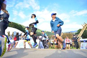 BIB: 117, 8164, 162, 125
                            <button type="button" onclick="openModal(15925428)" class="btn btn-primary btn-sm float-right btn-popup" data-toggle="modal" data-target=".modal-high-quality">
                        <i class="fas fa-shopping-cart"></i> Add to Cart
                    </button>
                                            <button type="button" onclick="isThisMe(15925428, true)" class="btn btn-success btn-sm float-right btn-popup btn-isme hidden" data-toggle="tooltip" data-placement="bottom" title="นี่คือรูปของคุณใช่ไหม คลิกที่นี่เพื่อเอาเข้าอัลบั้ม">
                        <i class="fas fa-plus"></i> Add to album
                    </button>
                    <button type="button" onclick="isThisMe(15925428, false)" class="btn btn-warning btn-sm float-right btn-popup btn-isnotme hidden">
                        <i class="fas fa-ban"></i> Remove from album
                    </button>