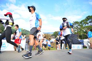 BIB: 8201, 501, 818, 8125, 8133, 8132, 8139
                            <button type="button" onclick="openModal(15925565)" class="btn btn-primary btn-sm float-right btn-popup" data-toggle="modal" data-target=".modal-high-quality">
                        <i class="fas fa-shopping-cart"></i> Add to Cart
                    </button>
                                            <button type="button" onclick="isThisMe(15925565, true)" class="btn btn-success btn-sm float-right btn-popup btn-isme hidden" data-toggle="tooltip" data-placement="bottom" title="นี่คือรูปของคุณใช่ไหม คลิกที่นี่เพื่อเอาเข้าอัลบั้ม">
                        <i class="fas fa-plus"></i> Add to album
                    </button>
                    <button type="button" onclick="isThisMe(15925565, false)" class="btn btn-warning btn-sm float-right btn-popup btn-isnotme hidden">
                        <i class="fas fa-ban"></i> Remove from album
                    </button>