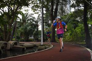 BIB: 
                            <button type="button" onclick="openModal(15884976)" class="btn btn-primary btn-sm float-right btn-popup" data-toggle="modal" data-target=".modal-high-quality">
                        <i class="fas fa-shopping-cart"></i> Add to Cart
                    </button>
                                            <button type="button" onclick="isThisMe(15884976, true)" class="btn btn-success btn-sm float-right btn-popup btn-isme hidden" data-toggle="tooltip" data-placement="bottom" title="นี่คือรูปของคุณใช่ไหม คลิกที่นี่เพื่อเอาเข้าอัลบั้ม">
                        <i class="fas fa-plus"></i> Add to album
                    </button>
                    <button type="button" onclick="isThisMe(15884976, false)" class="btn btn-warning btn-sm float-right btn-popup btn-isnotme hidden">
                        <i class="fas fa-ban"></i> Remove from album
                    </button>