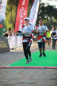 BIB: 7304, 7084
                            <button type="button" onclick="openModal(6452671)" class="btn btn-primary btn-sm float-right btn-popup" data-toggle="modal" data-target=".modal-high-quality">
                        <i class="fas fa-shopping-cart"></i> Add to Cart
                    </button>
                                            <button type="button" onclick="isThisMe(6452671, true)" class="btn btn-success btn-sm float-right btn-popup btn-isme hidden" data-toggle="tooltip" data-placement="bottom" title="นี่คือรูปของคุณใช่ไหม คลิกที่นี่เพื่อเอาเข้าอัลบั้ม">
                        <i class="fas fa-plus"></i> Add to album
                    </button>
                    <button type="button" onclick="isThisMe(6452671, false)" class="btn btn-warning btn-sm float-right btn-popup btn-isnotme hidden">
                        <i class="fas fa-ban"></i> Remove from album
                    </button>