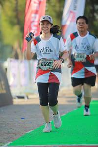 BIB: 7105, 6399
                            <button type="button" onclick="openModal(6453611)" class="btn btn-primary btn-sm float-right btn-popup" data-toggle="modal" data-target=".modal-high-quality">
                        <i class="fas fa-shopping-cart"></i> Add to Cart
                    </button>
                                            <button type="button" onclick="isThisMe(6453611, true)" class="btn btn-success btn-sm float-right btn-popup btn-isme hidden" data-toggle="tooltip" data-placement="bottom" title="นี่คือรูปของคุณใช่ไหม คลิกที่นี่เพื่อเอาเข้าอัลบั้ม">
                        <i class="fas fa-plus"></i> Add to album
                    </button>
                    <button type="button" onclick="isThisMe(6453611, false)" class="btn btn-warning btn-sm float-right btn-popup btn-isnotme hidden">
                        <i class="fas fa-ban"></i> Remove from album
                    </button>