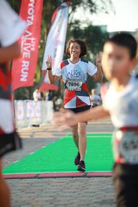 BIB: 7896
                            <button type="button" onclick="openModal(6452402)" class="btn btn-primary btn-sm float-right btn-popup" data-toggle="modal" data-target=".modal-high-quality">
                        <i class="fas fa-shopping-cart"></i> Add to Cart
                    </button>
                                            <button type="button" onclick="isThisMe(6452402, true)" class="btn btn-success btn-sm float-right btn-popup btn-isme hidden" data-toggle="tooltip" data-placement="bottom" title="นี่คือรูปของคุณใช่ไหม คลิกที่นี่เพื่อเอาเข้าอัลบั้ม">
                        <i class="fas fa-plus"></i> Add to album
                    </button>
                    <button type="button" onclick="isThisMe(6452402, false)" class="btn btn-warning btn-sm float-right btn-popup btn-isnotme hidden">
                        <i class="fas fa-ban"></i> Remove from album
                    </button>