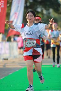 BIB: 7287
                            <button type="button" onclick="openModal(6451648)" class="btn btn-primary btn-sm float-right btn-popup" data-toggle="modal" data-target=".modal-high-quality">
                        <i class="fas fa-shopping-cart"></i> Add to Cart
                    </button>
                                            <button type="button" onclick="isThisMe(6451648, true)" class="btn btn-success btn-sm float-right btn-popup btn-isme hidden" data-toggle="tooltip" data-placement="bottom" title="นี่คือรูปของคุณใช่ไหม คลิกที่นี่เพื่อเอาเข้าอัลบั้ม">
                        <i class="fas fa-plus"></i> Add to album
                    </button>
                    <button type="button" onclick="isThisMe(6451648, false)" class="btn btn-warning btn-sm float-right btn-popup btn-isnotme hidden">
                        <i class="fas fa-ban"></i> Remove from album
                    </button>