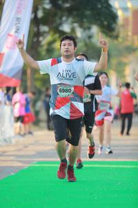 BIB: 6980
                            <button type="button" onclick="openModal(6451632)" class="btn btn-primary btn-sm float-right btn-popup" data-toggle="modal" data-target=".modal-high-quality">
                        <i class="fas fa-shopping-cart"></i> Add to Cart
                    </button>
                                            <button type="button" onclick="isThisMe(6451632, true)" class="btn btn-success btn-sm float-right btn-popup btn-isme hidden" data-toggle="tooltip" data-placement="bottom" title="นี่คือรูปของคุณใช่ไหม คลิกที่นี่เพื่อเอาเข้าอัลบั้ม">
                        <i class="fas fa-plus"></i> Add to album
                    </button>
                    <button type="button" onclick="isThisMe(6451632, false)" class="btn btn-warning btn-sm float-right btn-popup btn-isnotme hidden">
                        <i class="fas fa-ban"></i> Remove from album
                    </button>