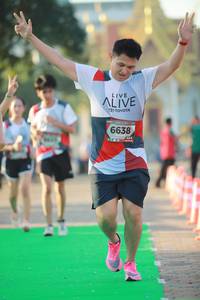 BIB: 6638
                            <button type="button" onclick="openModal(6453350)" class="btn btn-primary btn-sm float-right btn-popup" data-toggle="modal" data-target=".modal-high-quality">
                        <i class="fas fa-shopping-cart"></i> Add to Cart
                    </button>
                                            <button type="button" onclick="isThisMe(6453350, true)" class="btn btn-success btn-sm float-right btn-popup btn-isme hidden" data-toggle="tooltip" data-placement="bottom" title="นี่คือรูปของคุณใช่ไหม คลิกที่นี่เพื่อเอาเข้าอัลบั้ม">
                        <i class="fas fa-plus"></i> Add to album
                    </button>
                    <button type="button" onclick="isThisMe(6453350, false)" class="btn btn-warning btn-sm float-right btn-popup btn-isnotme hidden">
                        <i class="fas fa-ban"></i> Remove from album
                    </button>