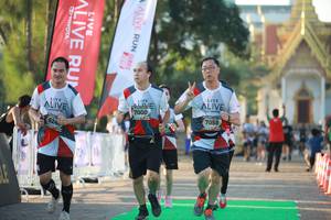 BIB: 7000, 7058, 624
                            <button type="button" onclick="openModal(6452598)" class="btn btn-primary btn-sm float-right btn-popup" data-toggle="modal" data-target=".modal-high-quality">
                        <i class="fas fa-shopping-cart"></i> Add to Cart
                    </button>
                                            <button type="button" onclick="isThisMe(6452598, true)" class="btn btn-success btn-sm float-right btn-popup btn-isme hidden" data-toggle="tooltip" data-placement="bottom" title="นี่คือรูปของคุณใช่ไหม คลิกที่นี่เพื่อเอาเข้าอัลบั้ม">
                        <i class="fas fa-plus"></i> Add to album
                    </button>
                    <button type="button" onclick="isThisMe(6452598, false)" class="btn btn-warning btn-sm float-right btn-popup btn-isnotme hidden">
                        <i class="fas fa-ban"></i> Remove from album
                    </button>