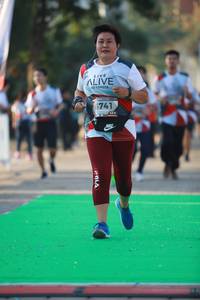 BIB: 6741
                            <button type="button" onclick="openModal(6453295)" class="btn btn-primary btn-sm float-right btn-popup" data-toggle="modal" data-target=".modal-high-quality">
                        <i class="fas fa-shopping-cart"></i> Add to Cart
                    </button>
                                            <button type="button" onclick="isThisMe(6453295, true)" class="btn btn-success btn-sm float-right btn-popup btn-isme hidden" data-toggle="tooltip" data-placement="bottom" title="นี่คือรูปของคุณใช่ไหม คลิกที่นี่เพื่อเอาเข้าอัลบั้ม">
                        <i class="fas fa-plus"></i> Add to album
                    </button>
                    <button type="button" onclick="isThisMe(6453295, false)" class="btn btn-warning btn-sm float-right btn-popup btn-isnotme hidden">
                        <i class="fas fa-ban"></i> Remove from album
                    </button>