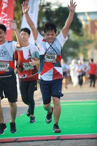 BIB: 7670, 697, 7979
                            <button type="button" onclick="openModal(6452271)" class="btn btn-primary btn-sm float-right btn-popup" data-toggle="modal" data-target=".modal-high-quality">
                        <i class="fas fa-shopping-cart"></i> Add to Cart
                    </button>
                                            <button type="button" onclick="isThisMe(6452271, true)" class="btn btn-success btn-sm float-right btn-popup btn-isme hidden" data-toggle="tooltip" data-placement="bottom" title="นี่คือรูปของคุณใช่ไหม คลิกที่นี่เพื่อเอาเข้าอัลบั้ม">
                        <i class="fas fa-plus"></i> Add to album
                    </button>
                    <button type="button" onclick="isThisMe(6452271, false)" class="btn btn-warning btn-sm float-right btn-popup btn-isnotme hidden">
                        <i class="fas fa-ban"></i> Remove from album
                    </button>