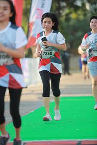 BIB: 706, 7280
                            <button type="button" onclick="openModal(6453137)" class="btn btn-primary btn-sm float-right btn-popup" data-toggle="modal" data-target=".modal-high-quality">
                        <i class="fas fa-shopping-cart"></i> Add to Cart
                    </button>
                                            <button type="button" onclick="isThisMe(6453137, true)" class="btn btn-success btn-sm float-right btn-popup btn-isme hidden" data-toggle="tooltip" data-placement="bottom" title="นี่คือรูปของคุณใช่ไหม คลิกที่นี่เพื่อเอาเข้าอัลบั้ม">
                        <i class="fas fa-plus"></i> Add to album
                    </button>
                    <button type="button" onclick="isThisMe(6453137, false)" class="btn btn-warning btn-sm float-right btn-popup btn-isnotme hidden">
                        <i class="fas fa-ban"></i> Remove from album
                    </button>