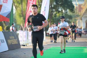 BIB: 6685, 6323
                            <button type="button" onclick="openModal(6453525)" class="btn btn-primary btn-sm float-right btn-popup" data-toggle="modal" data-target=".modal-high-quality">
                        <i class="fas fa-shopping-cart"></i> Add to Cart
                    </button>
                                            <button type="button" onclick="isThisMe(6453525, true)" class="btn btn-success btn-sm float-right btn-popup btn-isme hidden" data-toggle="tooltip" data-placement="bottom" title="นี่คือรูปของคุณใช่ไหม คลิกที่นี่เพื่อเอาเข้าอัลบั้ม">
                        <i class="fas fa-plus"></i> Add to album
                    </button>
                    <button type="button" onclick="isThisMe(6453525, false)" class="btn btn-warning btn-sm float-right btn-popup btn-isnotme hidden">
                        <i class="fas fa-ban"></i> Remove from album
                    </button>