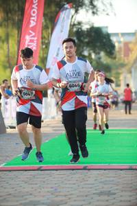 BIB: 6046, 6047
                            <button type="button" onclick="openModal(6452931)" class="btn btn-primary btn-sm float-right btn-popup" data-toggle="modal" data-target=".modal-high-quality">
                        <i class="fas fa-shopping-cart"></i> Add to Cart
                    </button>
                                            <button type="button" onclick="isThisMe(6452931, true)" class="btn btn-success btn-sm float-right btn-popup btn-isme hidden" data-toggle="tooltip" data-placement="bottom" title="นี่คือรูปของคุณใช่ไหม คลิกที่นี่เพื่อเอาเข้าอัลบั้ม">
                        <i class="fas fa-plus"></i> Add to album
                    </button>
                    <button type="button" onclick="isThisMe(6452931, false)" class="btn btn-warning btn-sm float-right btn-popup btn-isnotme hidden">
                        <i class="fas fa-ban"></i> Remove from album
                    </button>