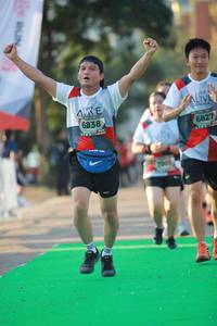 BIB: 6838, 6827
                            <button type="button" onclick="openModal(6452057)" class="btn btn-primary btn-sm float-right btn-popup" data-toggle="modal" data-target=".modal-high-quality">
                        <i class="fas fa-shopping-cart"></i> Add to Cart
                    </button>
                                            <button type="button" onclick="isThisMe(6452057, true)" class="btn btn-success btn-sm float-right btn-popup btn-isme hidden" data-toggle="tooltip" data-placement="bottom" title="นี่คือรูปของคุณใช่ไหม คลิกที่นี่เพื่อเอาเข้าอัลบั้ม">
                        <i class="fas fa-plus"></i> Add to album
                    </button>
                    <button type="button" onclick="isThisMe(6452057, false)" class="btn btn-warning btn-sm float-right btn-popup btn-isnotme hidden">
                        <i class="fas fa-ban"></i> Remove from album
                    </button>