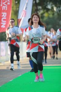 BIB: 7847
                            <button type="button" onclick="openModal(6453662)" class="btn btn-primary btn-sm float-right btn-popup" data-toggle="modal" data-target=".modal-high-quality">
                        <i class="fas fa-shopping-cart"></i> Add to Cart
                    </button>
                                            <button type="button" onclick="isThisMe(6453662, true)" class="btn btn-success btn-sm float-right btn-popup btn-isme hidden" data-toggle="tooltip" data-placement="bottom" title="นี่คือรูปของคุณใช่ไหม คลิกที่นี่เพื่อเอาเข้าอัลบั้ม">
                        <i class="fas fa-plus"></i> Add to album
                    </button>
                    <button type="button" onclick="isThisMe(6453662, false)" class="btn btn-warning btn-sm float-right btn-popup btn-isnotme hidden">
                        <i class="fas fa-ban"></i> Remove from album
                    </button>