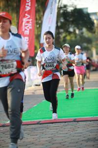 BIB: 7682, 6365
                            <button type="button" onclick="openModal(6452789)" class="btn btn-primary btn-sm float-right btn-popup" data-toggle="modal" data-target=".modal-high-quality">
                        <i class="fas fa-shopping-cart"></i> Add to Cart
                    </button>
                                            <button type="button" onclick="isThisMe(6452789, true)" class="btn btn-success btn-sm float-right btn-popup btn-isme hidden" data-toggle="tooltip" data-placement="bottom" title="นี่คือรูปของคุณใช่ไหม คลิกที่นี่เพื่อเอาเข้าอัลบั้ม">
                        <i class="fas fa-plus"></i> Add to album
                    </button>
                    <button type="button" onclick="isThisMe(6452789, false)" class="btn btn-warning btn-sm float-right btn-popup btn-isnotme hidden">
                        <i class="fas fa-ban"></i> Remove from album
                    </button>