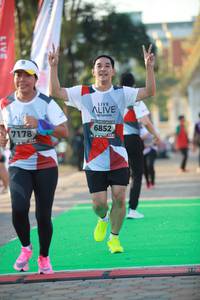 BIB: 6852, 7178
                            <button type="button" onclick="openModal(6451851)" class="btn btn-primary btn-sm float-right btn-popup" data-toggle="modal" data-target=".modal-high-quality">
                        <i class="fas fa-shopping-cart"></i> Add to Cart
                    </button>
                                            <button type="button" onclick="isThisMe(6451851, true)" class="btn btn-success btn-sm float-right btn-popup btn-isme hidden" data-toggle="tooltip" data-placement="bottom" title="นี่คือรูปของคุณใช่ไหม คลิกที่นี่เพื่อเอาเข้าอัลบั้ม">
                        <i class="fas fa-plus"></i> Add to album
                    </button>
                    <button type="button" onclick="isThisMe(6451851, false)" class="btn btn-warning btn-sm float-right btn-popup btn-isnotme hidden">
                        <i class="fas fa-ban"></i> Remove from album
                    </button>