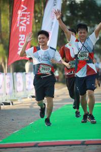 BIB: 7697
                            <button type="button" onclick="openModal(6452257)" class="btn btn-primary btn-sm float-right btn-popup" data-toggle="modal" data-target=".modal-high-quality">
                        <i class="fas fa-shopping-cart"></i> Add to Cart
                    </button>
                                            <button type="button" onclick="isThisMe(6452257, true)" class="btn btn-success btn-sm float-right btn-popup btn-isme hidden" data-toggle="tooltip" data-placement="bottom" title="นี่คือรูปของคุณใช่ไหม คลิกที่นี่เพื่อเอาเข้าอัลบั้ม">
                        <i class="fas fa-plus"></i> Add to album
                    </button>
                    <button type="button" onclick="isThisMe(6452257, false)" class="btn btn-warning btn-sm float-right btn-popup btn-isnotme hidden">
                        <i class="fas fa-ban"></i> Remove from album
                    </button>