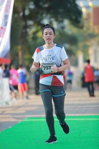 BIB: 737
                            <button type="button" onclick="openModal(6451816)" class="btn btn-primary btn-sm float-right btn-popup" data-toggle="modal" data-target=".modal-high-quality">
                        <i class="fas fa-shopping-cart"></i> Add to Cart
                    </button>
                                            <button type="button" onclick="isThisMe(6451816, true)" class="btn btn-success btn-sm float-right btn-popup btn-isme hidden" data-toggle="tooltip" data-placement="bottom" title="นี่คือรูปของคุณใช่ไหม คลิกที่นี่เพื่อเอาเข้าอัลบั้ม">
                        <i class="fas fa-plus"></i> Add to album
                    </button>
                    <button type="button" onclick="isThisMe(6451816, false)" class="btn btn-warning btn-sm float-right btn-popup btn-isnotme hidden">
                        <i class="fas fa-ban"></i> Remove from album
                    </button>