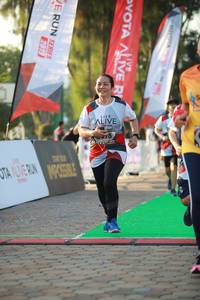 BIB: 2019
                            <button type="button" onclick="openModal(6452911)" class="btn btn-primary btn-sm float-right btn-popup" data-toggle="modal" data-target=".modal-high-quality">
                        <i class="fas fa-shopping-cart"></i> Add to Cart
                    </button>
                                            <button type="button" onclick="isThisMe(6452911, true)" class="btn btn-success btn-sm float-right btn-popup btn-isme hidden" data-toggle="tooltip" data-placement="bottom" title="นี่คือรูปของคุณใช่ไหม คลิกที่นี่เพื่อเอาเข้าอัลบั้ม">
                        <i class="fas fa-plus"></i> Add to album
                    </button>
                    <button type="button" onclick="isThisMe(6452911, false)" class="btn btn-warning btn-sm float-right btn-popup btn-isnotme hidden">
                        <i class="fas fa-ban"></i> Remove from album
                    </button>