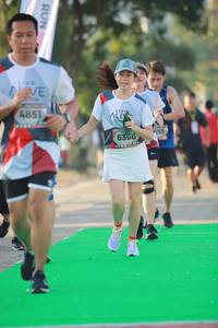 BIB: 4851, 6306
                            <button type="button" onclick="openModal(6453403)" class="btn btn-primary btn-sm float-right btn-popup" data-toggle="modal" data-target=".modal-high-quality">
                        <i class="fas fa-shopping-cart"></i> Add to Cart
                    </button>
                                            <button type="button" onclick="isThisMe(6453403, true)" class="btn btn-success btn-sm float-right btn-popup btn-isme hidden" data-toggle="tooltip" data-placement="bottom" title="นี่คือรูปของคุณใช่ไหม คลิกที่นี่เพื่อเอาเข้าอัลบั้ม">
                        <i class="fas fa-plus"></i> Add to album
                    </button>
                    <button type="button" onclick="isThisMe(6453403, false)" class="btn btn-warning btn-sm float-right btn-popup btn-isnotme hidden">
                        <i class="fas fa-ban"></i> Remove from album
                    </button>