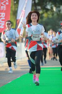 BIB: 7847
                            <button type="button" onclick="openModal(6453663)" class="btn btn-primary btn-sm float-right btn-popup" data-toggle="modal" data-target=".modal-high-quality">
                        <i class="fas fa-shopping-cart"></i> Add to Cart
                    </button>
                                            <button type="button" onclick="isThisMe(6453663, true)" class="btn btn-success btn-sm float-right btn-popup btn-isme hidden" data-toggle="tooltip" data-placement="bottom" title="นี่คือรูปของคุณใช่ไหม คลิกที่นี่เพื่อเอาเข้าอัลบั้ม">
                        <i class="fas fa-plus"></i> Add to album
                    </button>
                    <button type="button" onclick="isThisMe(6453663, false)" class="btn btn-warning btn-sm float-right btn-popup btn-isnotme hidden">
                        <i class="fas fa-ban"></i> Remove from album
                    </button>