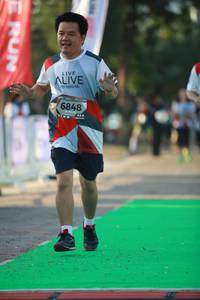 BIB: 6848
                            <button type="button" onclick="openModal(6453278)" class="btn btn-primary btn-sm float-right btn-popup" data-toggle="modal" data-target=".modal-high-quality">
                        <i class="fas fa-shopping-cart"></i> Add to Cart
                    </button>
                                            <button type="button" onclick="isThisMe(6453278, true)" class="btn btn-success btn-sm float-right btn-popup btn-isme hidden" data-toggle="tooltip" data-placement="bottom" title="นี่คือรูปของคุณใช่ไหม คลิกที่นี่เพื่อเอาเข้าอัลบั้ม">
                        <i class="fas fa-plus"></i> Add to album
                    </button>
                    <button type="button" onclick="isThisMe(6453278, false)" class="btn btn-warning btn-sm float-right btn-popup btn-isnotme hidden">
                        <i class="fas fa-ban"></i> Remove from album
                    </button>