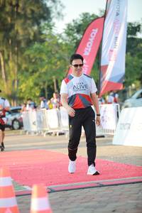 BIB: 
                            <button type="button" onclick="openModal(6451889)" class="btn btn-primary btn-sm float-right btn-popup" data-toggle="modal" data-target=".modal-high-quality">
                        <i class="fas fa-shopping-cart"></i> Add to Cart
                    </button>
                                            <button type="button" onclick="isThisMe(6451889, true)" class="btn btn-success btn-sm float-right btn-popup btn-isme hidden" data-toggle="tooltip" data-placement="bottom" title="นี่คือรูปของคุณใช่ไหม คลิกที่นี่เพื่อเอาเข้าอัลบั้ม">
                        <i class="fas fa-plus"></i> Add to album
                    </button>
                    <button type="button" onclick="isThisMe(6451889, false)" class="btn btn-warning btn-sm float-right btn-popup btn-isnotme hidden">
                        <i class="fas fa-ban"></i> Remove from album
                    </button>