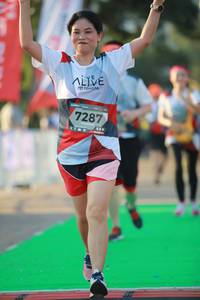 BIB: 7287
                            <button type="button" onclick="openModal(6451673)" class="btn btn-primary btn-sm float-right btn-popup" data-toggle="modal" data-target=".modal-high-quality">
                        <i class="fas fa-shopping-cart"></i> Add to Cart
                    </button>
                                            <button type="button" onclick="isThisMe(6451673, true)" class="btn btn-success btn-sm float-right btn-popup btn-isme hidden" data-toggle="tooltip" data-placement="bottom" title="นี่คือรูปของคุณใช่ไหม คลิกที่นี่เพื่อเอาเข้าอัลบั้ม">
                        <i class="fas fa-plus"></i> Add to album
                    </button>
                    <button type="button" onclick="isThisMe(6451673, false)" class="btn btn-warning btn-sm float-right btn-popup btn-isnotme hidden">
                        <i class="fas fa-ban"></i> Remove from album
                    </button>