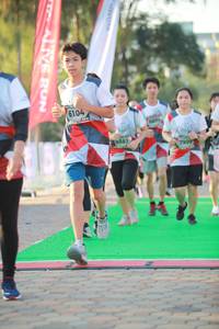 BIB: 6104, 7909
                            <button type="button" onclick="openModal(6453575)" class="btn btn-primary btn-sm float-right btn-popup" data-toggle="modal" data-target=".modal-high-quality">
                        <i class="fas fa-shopping-cart"></i> Add to Cart
                    </button>
                                            <button type="button" onclick="isThisMe(6453575, true)" class="btn btn-success btn-sm float-right btn-popup btn-isme hidden" data-toggle="tooltip" data-placement="bottom" title="นี่คือรูปของคุณใช่ไหม คลิกที่นี่เพื่อเอาเข้าอัลบั้ม">
                        <i class="fas fa-plus"></i> Add to album
                    </button>
                    <button type="button" onclick="isThisMe(6453575, false)" class="btn btn-warning btn-sm float-right btn-popup btn-isnotme hidden">
                        <i class="fas fa-ban"></i> Remove from album
                    </button>