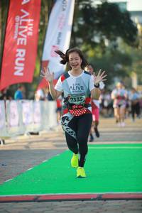 BIB: 7335
                            <button type="button" onclick="openModal(6452712)" class="btn btn-primary btn-sm float-right btn-popup" data-toggle="modal" data-target=".modal-high-quality">
                        <i class="fas fa-shopping-cart"></i> Add to Cart
                    </button>
                                            <button type="button" onclick="isThisMe(6452712, true)" class="btn btn-success btn-sm float-right btn-popup btn-isme hidden" data-toggle="tooltip" data-placement="bottom" title="นี่คือรูปของคุณใช่ไหม คลิกที่นี่เพื่อเอาเข้าอัลบั้ม">
                        <i class="fas fa-plus"></i> Add to album
                    </button>
                    <button type="button" onclick="isThisMe(6452712, false)" class="btn btn-warning btn-sm float-right btn-popup btn-isnotme hidden">
                        <i class="fas fa-ban"></i> Remove from album
                    </button>