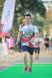 BIB: 6919
                            <button type="button" onclick="openModal(6451706)" class="btn btn-primary btn-sm float-right btn-popup" data-toggle="modal" data-target=".modal-high-quality">
                        <i class="fas fa-shopping-cart"></i> Add to Cart
                    </button>
                                            <button type="button" onclick="isThisMe(6451706, true)" class="btn btn-success btn-sm float-right btn-popup btn-isme hidden" data-toggle="tooltip" data-placement="bottom" title="นี่คือรูปของคุณใช่ไหม คลิกที่นี่เพื่อเอาเข้าอัลบั้ม">
                        <i class="fas fa-plus"></i> Add to album
                    </button>
                    <button type="button" onclick="isThisMe(6451706, false)" class="btn btn-warning btn-sm float-right btn-popup btn-isnotme hidden">
                        <i class="fas fa-ban"></i> Remove from album
                    </button>