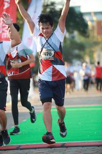 BIB: 7670
                            <button type="button" onclick="openModal(6452273)" class="btn btn-primary btn-sm float-right btn-popup" data-toggle="modal" data-target=".modal-high-quality">
                        <i class="fas fa-shopping-cart"></i> Add to Cart
                    </button>
                                            <button type="button" onclick="isThisMe(6452273, true)" class="btn btn-success btn-sm float-right btn-popup btn-isme hidden" data-toggle="tooltip" data-placement="bottom" title="นี่คือรูปของคุณใช่ไหม คลิกที่นี่เพื่อเอาเข้าอัลบั้ม">
                        <i class="fas fa-plus"></i> Add to album
                    </button>
                    <button type="button" onclick="isThisMe(6452273, false)" class="btn btn-warning btn-sm float-right btn-popup btn-isnotme hidden">
                        <i class="fas fa-ban"></i> Remove from album
                    </button>