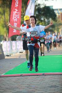 BIB: 7511
                            <button type="button" onclick="openModal(6452090)" class="btn btn-primary btn-sm float-right btn-popup" data-toggle="modal" data-target=".modal-high-quality">
                        <i class="fas fa-shopping-cart"></i> Add to Cart
                    </button>
                                            <button type="button" onclick="isThisMe(6452090, true)" class="btn btn-success btn-sm float-right btn-popup btn-isme hidden" data-toggle="tooltip" data-placement="bottom" title="นี่คือรูปของคุณใช่ไหม คลิกที่นี่เพื่อเอาเข้าอัลบั้ม">
                        <i class="fas fa-plus"></i> Add to album
                    </button>
                    <button type="button" onclick="isThisMe(6452090, false)" class="btn btn-warning btn-sm float-right btn-popup btn-isnotme hidden">
                        <i class="fas fa-ban"></i> Remove from album
                    </button>