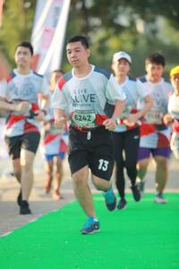 BIB: 6242
                            <button type="button" onclick="openModal(6453644)" class="btn btn-primary btn-sm float-right btn-popup" data-toggle="modal" data-target=".modal-high-quality">
                        <i class="fas fa-shopping-cart"></i> Add to Cart
                    </button>
                                            <button type="button" onclick="isThisMe(6453644, true)" class="btn btn-success btn-sm float-right btn-popup btn-isme hidden" data-toggle="tooltip" data-placement="bottom" title="นี่คือรูปของคุณใช่ไหม คลิกที่นี่เพื่อเอาเข้าอัลบั้ม">
                        <i class="fas fa-plus"></i> Add to album
                    </button>
                    <button type="button" onclick="isThisMe(6453644, false)" class="btn btn-warning btn-sm float-right btn-popup btn-isnotme hidden">
                        <i class="fas fa-ban"></i> Remove from album
                    </button>