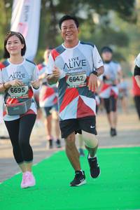 BIB: 6642, 6695
                            <button type="button" onclick="openModal(6453499)" class="btn btn-primary btn-sm float-right btn-popup" data-toggle="modal" data-target=".modal-high-quality">
                        <i class="fas fa-shopping-cart"></i> Add to Cart
                    </button>
                                            <button type="button" onclick="isThisMe(6453499, true)" class="btn btn-success btn-sm float-right btn-popup btn-isme hidden" data-toggle="tooltip" data-placement="bottom" title="นี่คือรูปของคุณใช่ไหม คลิกที่นี่เพื่อเอาเข้าอัลบั้ม">
                        <i class="fas fa-plus"></i> Add to album
                    </button>
                    <button type="button" onclick="isThisMe(6453499, false)" class="btn btn-warning btn-sm float-right btn-popup btn-isnotme hidden">
                        <i class="fas fa-ban"></i> Remove from album
                    </button>