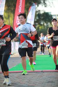 BIB: 876, 731, 7018
                            <button type="button" onclick="openModal(6452901)" class="btn btn-primary btn-sm float-right btn-popup" data-toggle="modal" data-target=".modal-high-quality">
                        <i class="fas fa-shopping-cart"></i> Add to Cart
                    </button>
                                            <button type="button" onclick="isThisMe(6452901, true)" class="btn btn-success btn-sm float-right btn-popup btn-isme hidden" data-toggle="tooltip" data-placement="bottom" title="นี่คือรูปของคุณใช่ไหม คลิกที่นี่เพื่อเอาเข้าอัลบั้ม">
                        <i class="fas fa-plus"></i> Add to album
                    </button>
                    <button type="button" onclick="isThisMe(6452901, false)" class="btn btn-warning btn-sm float-right btn-popup btn-isnotme hidden">
                        <i class="fas fa-ban"></i> Remove from album
                    </button>