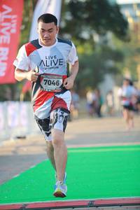 BIB: 7046
                            <button type="button" onclick="openModal(6452489)" class="btn btn-primary btn-sm float-right btn-popup" data-toggle="modal" data-target=".modal-high-quality">
                        <i class="fas fa-shopping-cart"></i> Add to Cart
                    </button>
                                            <button type="button" onclick="isThisMe(6452489, true)" class="btn btn-success btn-sm float-right btn-popup btn-isme hidden" data-toggle="tooltip" data-placement="bottom" title="นี่คือรูปของคุณใช่ไหม คลิกที่นี่เพื่อเอาเข้าอัลบั้ม">
                        <i class="fas fa-plus"></i> Add to album
                    </button>
                    <button type="button" onclick="isThisMe(6452489, false)" class="btn btn-warning btn-sm float-right btn-popup btn-isnotme hidden">
                        <i class="fas fa-ban"></i> Remove from album
                    </button>