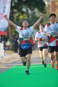 BIB: 6838, 6827
                            <button type="button" onclick="openModal(6452054)" class="btn btn-primary btn-sm float-right btn-popup" data-toggle="modal" data-target=".modal-high-quality">
                        <i class="fas fa-shopping-cart"></i> Add to Cart
                    </button>
                                            <button type="button" onclick="isThisMe(6452054, true)" class="btn btn-success btn-sm float-right btn-popup btn-isme hidden" data-toggle="tooltip" data-placement="bottom" title="นี่คือรูปของคุณใช่ไหม คลิกที่นี่เพื่อเอาเข้าอัลบั้ม">
                        <i class="fas fa-plus"></i> Add to album
                    </button>
                    <button type="button" onclick="isThisMe(6452054, false)" class="btn btn-warning btn-sm float-right btn-popup btn-isnotme hidden">
                        <i class="fas fa-ban"></i> Remove from album
                    </button>