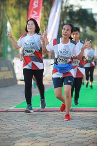 BIB: 7664, 7191, 828
                            <button type="button" onclick="openModal(6453689)" class="btn btn-primary btn-sm float-right btn-popup" data-toggle="modal" data-target=".modal-high-quality">
                        <i class="fas fa-shopping-cart"></i> Add to Cart
                    </button>
                                            <button type="button" onclick="isThisMe(6453689, true)" class="btn btn-success btn-sm float-right btn-popup btn-isme hidden" data-toggle="tooltip" data-placement="bottom" title="นี่คือรูปของคุณใช่ไหม คลิกที่นี่เพื่อเอาเข้าอัลบั้ม">
                        <i class="fas fa-plus"></i> Add to album
                    </button>
                    <button type="button" onclick="isThisMe(6453689, false)" class="btn btn-warning btn-sm float-right btn-popup btn-isnotme hidden">
                        <i class="fas fa-ban"></i> Remove from album
                    </button>