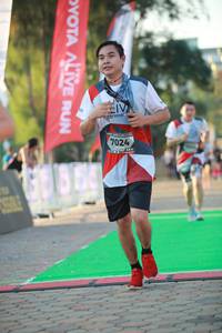 BIB: 7024
                            <button type="button" onclick="openModal(6452475)" class="btn btn-primary btn-sm float-right btn-popup" data-toggle="modal" data-target=".modal-high-quality">
                        <i class="fas fa-shopping-cart"></i> Add to Cart
                    </button>
                                            <button type="button" onclick="isThisMe(6452475, true)" class="btn btn-success btn-sm float-right btn-popup btn-isme hidden" data-toggle="tooltip" data-placement="bottom" title="นี่คือรูปของคุณใช่ไหม คลิกที่นี่เพื่อเอาเข้าอัลบั้ม">
                        <i class="fas fa-plus"></i> Add to album
                    </button>
                    <button type="button" onclick="isThisMe(6452475, false)" class="btn btn-warning btn-sm float-right btn-popup btn-isnotme hidden">
                        <i class="fas fa-ban"></i> Remove from album
                    </button>