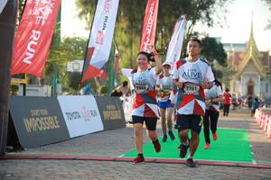 BIB: 7983, 6360, 7781
                            <button type="button" onclick="openModal(6453447)" class="btn btn-primary btn-sm float-right btn-popup" data-toggle="modal" data-target=".modal-high-quality">
                        <i class="fas fa-shopping-cart"></i> Add to Cart
                    </button>
                                            <button type="button" onclick="isThisMe(6453447, true)" class="btn btn-success btn-sm float-right btn-popup btn-isme hidden" data-toggle="tooltip" data-placement="bottom" title="นี่คือรูปของคุณใช่ไหม คลิกที่นี่เพื่อเอาเข้าอัลบั้ม">
                        <i class="fas fa-plus"></i> Add to album
                    </button>
                    <button type="button" onclick="isThisMe(6453447, false)" class="btn btn-warning btn-sm float-right btn-popup btn-isnotme hidden">
                        <i class="fas fa-ban"></i> Remove from album
                    </button>