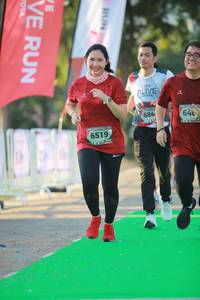 BIB: 684, 6519
                            <button type="button" onclick="openModal(6452330)" class="btn btn-primary btn-sm float-right btn-popup" data-toggle="modal" data-target=".modal-high-quality">
                        <i class="fas fa-shopping-cart"></i> Add to Cart
                    </button>
                                            <button type="button" onclick="isThisMe(6452330, true)" class="btn btn-success btn-sm float-right btn-popup btn-isme hidden" data-toggle="tooltip" data-placement="bottom" title="นี่คือรูปของคุณใช่ไหม คลิกที่นี่เพื่อเอาเข้าอัลบั้ม">
                        <i class="fas fa-plus"></i> Add to album
                    </button>
                    <button type="button" onclick="isThisMe(6452330, false)" class="btn btn-warning btn-sm float-right btn-popup btn-isnotme hidden">
                        <i class="fas fa-ban"></i> Remove from album
                    </button>