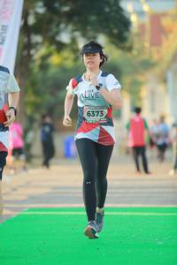 BIB: 6373
                            <button type="button" onclick="openModal(6451617)" class="btn btn-primary btn-sm float-right btn-popup" data-toggle="modal" data-target=".modal-high-quality">
                        <i class="fas fa-shopping-cart"></i> Add to Cart
                    </button>
                                            <button type="button" onclick="isThisMe(6451617, true)" class="btn btn-success btn-sm float-right btn-popup btn-isme hidden" data-toggle="tooltip" data-placement="bottom" title="นี่คือรูปของคุณใช่ไหม คลิกที่นี่เพื่อเอาเข้าอัลบั้ม">
                        <i class="fas fa-plus"></i> Add to album
                    </button>
                    <button type="button" onclick="isThisMe(6451617, false)" class="btn btn-warning btn-sm float-right btn-popup btn-isnotme hidden">
                        <i class="fas fa-ban"></i> Remove from album
                    </button>