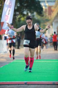 BIB: 956
                            <button type="button" onclick="openModal(6452506)" class="btn btn-primary btn-sm float-right btn-popup" data-toggle="modal" data-target=".modal-high-quality">
                        <i class="fas fa-shopping-cart"></i> Add to Cart
                    </button>
                                            <button type="button" onclick="isThisMe(6452506, true)" class="btn btn-success btn-sm float-right btn-popup btn-isme hidden" data-toggle="tooltip" data-placement="bottom" title="นี่คือรูปของคุณใช่ไหม คลิกที่นี่เพื่อเอาเข้าอัลบั้ม">
                        <i class="fas fa-plus"></i> Add to album
                    </button>
                    <button type="button" onclick="isThisMe(6452506, false)" class="btn btn-warning btn-sm float-right btn-popup btn-isnotme hidden">
                        <i class="fas fa-ban"></i> Remove from album
                    </button>