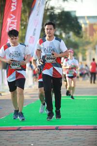 BIB: 6046, 6047
                            <button type="button" onclick="openModal(6452928)" class="btn btn-primary btn-sm float-right btn-popup" data-toggle="modal" data-target=".modal-high-quality">
                        <i class="fas fa-shopping-cart"></i> Add to Cart
                    </button>
                                            <button type="button" onclick="isThisMe(6452928, true)" class="btn btn-success btn-sm float-right btn-popup btn-isme hidden" data-toggle="tooltip" data-placement="bottom" title="นี่คือรูปของคุณใช่ไหม คลิกที่นี่เพื่อเอาเข้าอัลบั้ม">
                        <i class="fas fa-plus"></i> Add to album
                    </button>
                    <button type="button" onclick="isThisMe(6452928, false)" class="btn btn-warning btn-sm float-right btn-popup btn-isnotme hidden">
                        <i class="fas fa-ban"></i> Remove from album
                    </button>