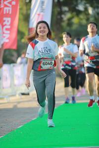 BIB: 6040
                            <button type="button" onclick="openModal(6453476)" class="btn btn-primary btn-sm float-right btn-popup" data-toggle="modal" data-target=".modal-high-quality">
                        <i class="fas fa-shopping-cart"></i> Add to Cart
                    </button>
                                            <button type="button" onclick="isThisMe(6453476, true)" class="btn btn-success btn-sm float-right btn-popup btn-isme hidden" data-toggle="tooltip" data-placement="bottom" title="นี่คือรูปของคุณใช่ไหม คลิกที่นี่เพื่อเอาเข้าอัลบั้ม">
                        <i class="fas fa-plus"></i> Add to album
                    </button>
                    <button type="button" onclick="isThisMe(6453476, false)" class="btn btn-warning btn-sm float-right btn-popup btn-isnotme hidden">
                        <i class="fas fa-ban"></i> Remove from album
                    </button>