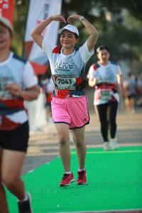 BIB: 7041
                            <button type="button" onclick="openModal(6452809)" class="btn btn-primary btn-sm float-right btn-popup" data-toggle="modal" data-target=".modal-high-quality">
                        <i class="fas fa-shopping-cart"></i> Add to Cart
                    </button>
                                            <button type="button" onclick="isThisMe(6452809, true)" class="btn btn-success btn-sm float-right btn-popup btn-isme hidden" data-toggle="tooltip" data-placement="bottom" title="นี่คือรูปของคุณใช่ไหม คลิกที่นี่เพื่อเอาเข้าอัลบั้ม">
                        <i class="fas fa-plus"></i> Add to album
                    </button>
                    <button type="button" onclick="isThisMe(6452809, false)" class="btn btn-warning btn-sm float-right btn-popup btn-isnotme hidden">
                        <i class="fas fa-ban"></i> Remove from album
                    </button>