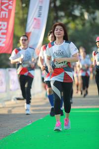 BIB: 
                            <button type="button" onclick="openModal(6453660)" class="btn btn-primary btn-sm float-right btn-popup" data-toggle="modal" data-target=".modal-high-quality">
                        <i class="fas fa-shopping-cart"></i> Add to Cart
                    </button>
                                            <button type="button" onclick="isThisMe(6453660, true)" class="btn btn-success btn-sm float-right btn-popup btn-isme hidden" data-toggle="tooltip" data-placement="bottom" title="นี่คือรูปของคุณใช่ไหม คลิกที่นี่เพื่อเอาเข้าอัลบั้ม">
                        <i class="fas fa-plus"></i> Add to album
                    </button>
                    <button type="button" onclick="isThisMe(6453660, false)" class="btn btn-warning btn-sm float-right btn-popup btn-isnotme hidden">
                        <i class="fas fa-ban"></i> Remove from album
                    </button>