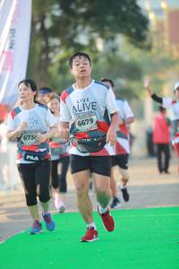 BIB: 6679, 6738
                            <button type="button" onclick="openModal(6453481)" class="btn btn-primary btn-sm float-right btn-popup" data-toggle="modal" data-target=".modal-high-quality">
                        <i class="fas fa-shopping-cart"></i> Add to Cart
                    </button>
                                            <button type="button" onclick="isThisMe(6453481, true)" class="btn btn-success btn-sm float-right btn-popup btn-isme hidden" data-toggle="tooltip" data-placement="bottom" title="นี่คือรูปของคุณใช่ไหม คลิกที่นี่เพื่อเอาเข้าอัลบั้ม">
                        <i class="fas fa-plus"></i> Add to album
                    </button>
                    <button type="button" onclick="isThisMe(6453481, false)" class="btn btn-warning btn-sm float-right btn-popup btn-isnotme hidden">
                        <i class="fas fa-ban"></i> Remove from album
                    </button>