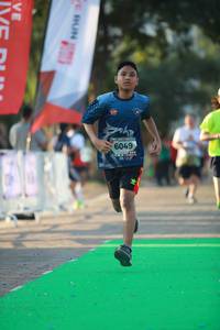 BIB: 6049
                            <button type="button" onclick="openModal(6451989)" class="btn btn-primary btn-sm float-right btn-popup" data-toggle="modal" data-target=".modal-high-quality">
                        <i class="fas fa-shopping-cart"></i> Add to Cart
                    </button>
                                            <button type="button" onclick="isThisMe(6451989, true)" class="btn btn-success btn-sm float-right btn-popup btn-isme hidden" data-toggle="tooltip" data-placement="bottom" title="นี่คือรูปของคุณใช่ไหม คลิกที่นี่เพื่อเอาเข้าอัลบั้ม">
                        <i class="fas fa-plus"></i> Add to album
                    </button>
                    <button type="button" onclick="isThisMe(6451989, false)" class="btn btn-warning btn-sm float-right btn-popup btn-isnotme hidden">
                        <i class="fas fa-ban"></i> Remove from album
                    </button>